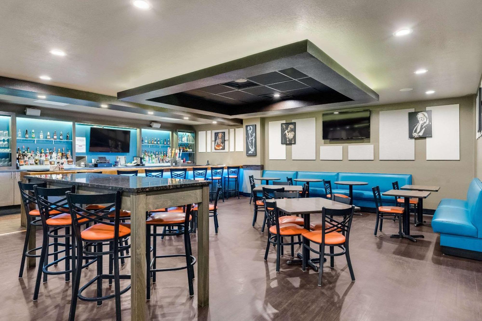 Clarion Inn&Suites Russellville I-40 Esterno foto
